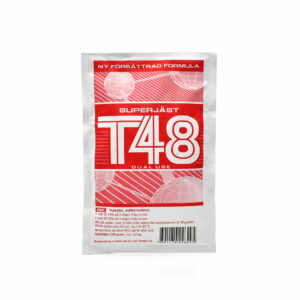 Biała saszetka z czerwoną grafiką.Główną część zajmuje nazwa produktu T48. Na opakowania znajdują się informacje o produkcie oraz instrukcja.